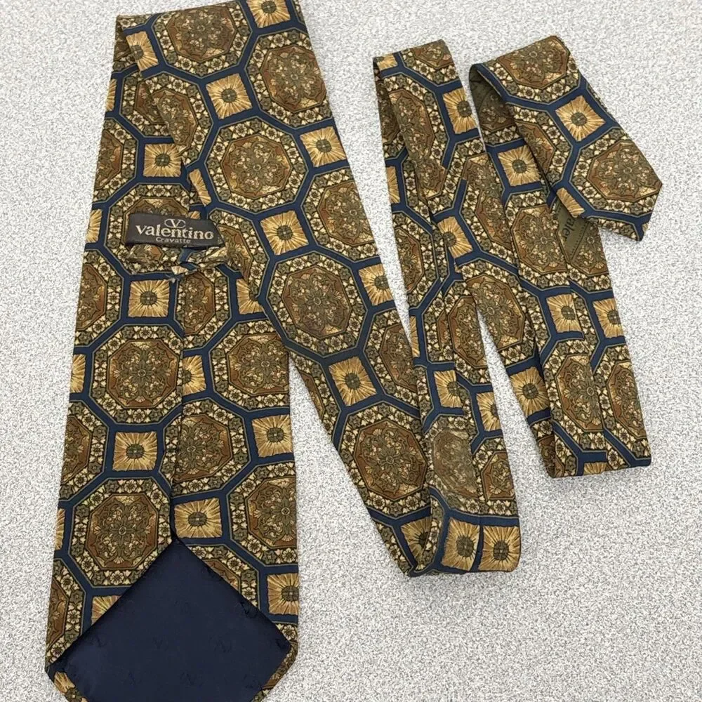 Vintage Valentino Cravatte Necktie, 100% Silk Italy, Brown Black Geometric Print